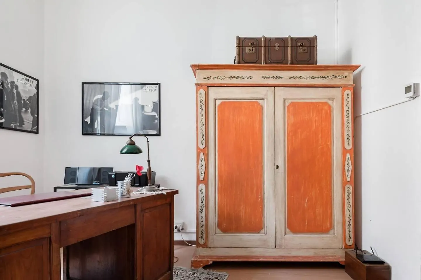 Comfy Unit Suitable For Work Street Level With Patio Florence 0*,  Italy